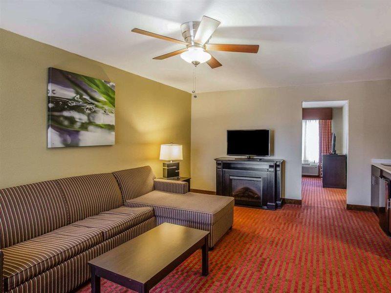 Quality Suites Nashville Airport Exteriör bild