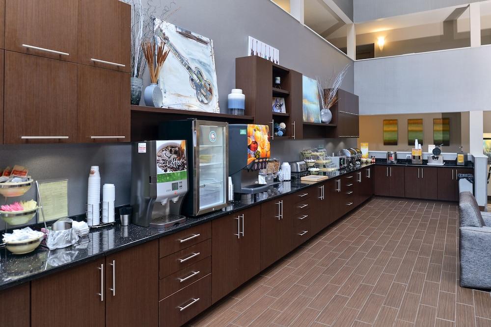 Quality Suites Nashville Airport Exteriör bild