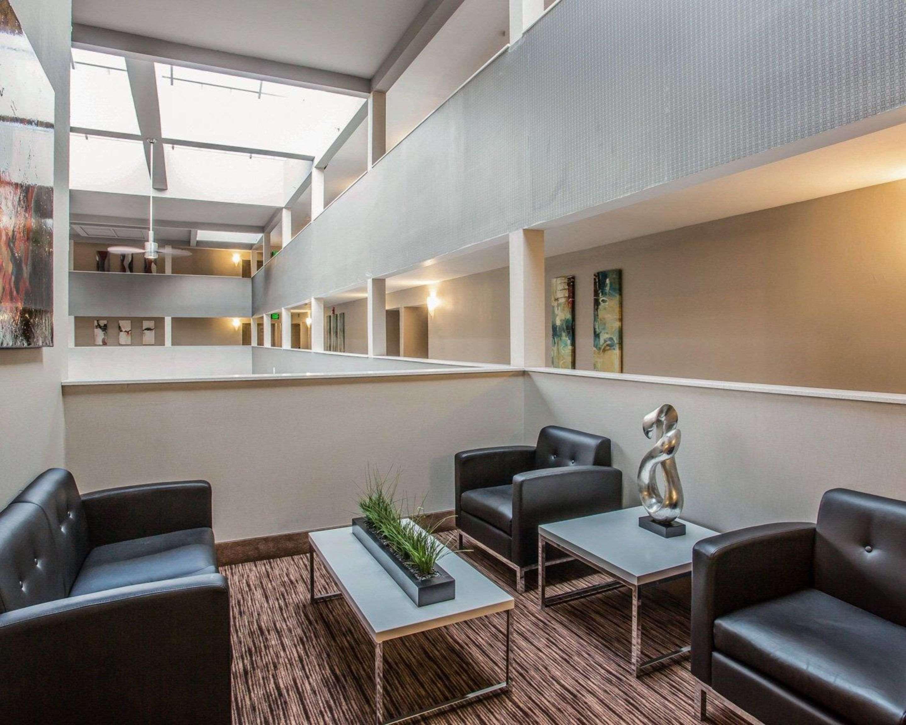 Quality Suites Nashville Airport Exteriör bild