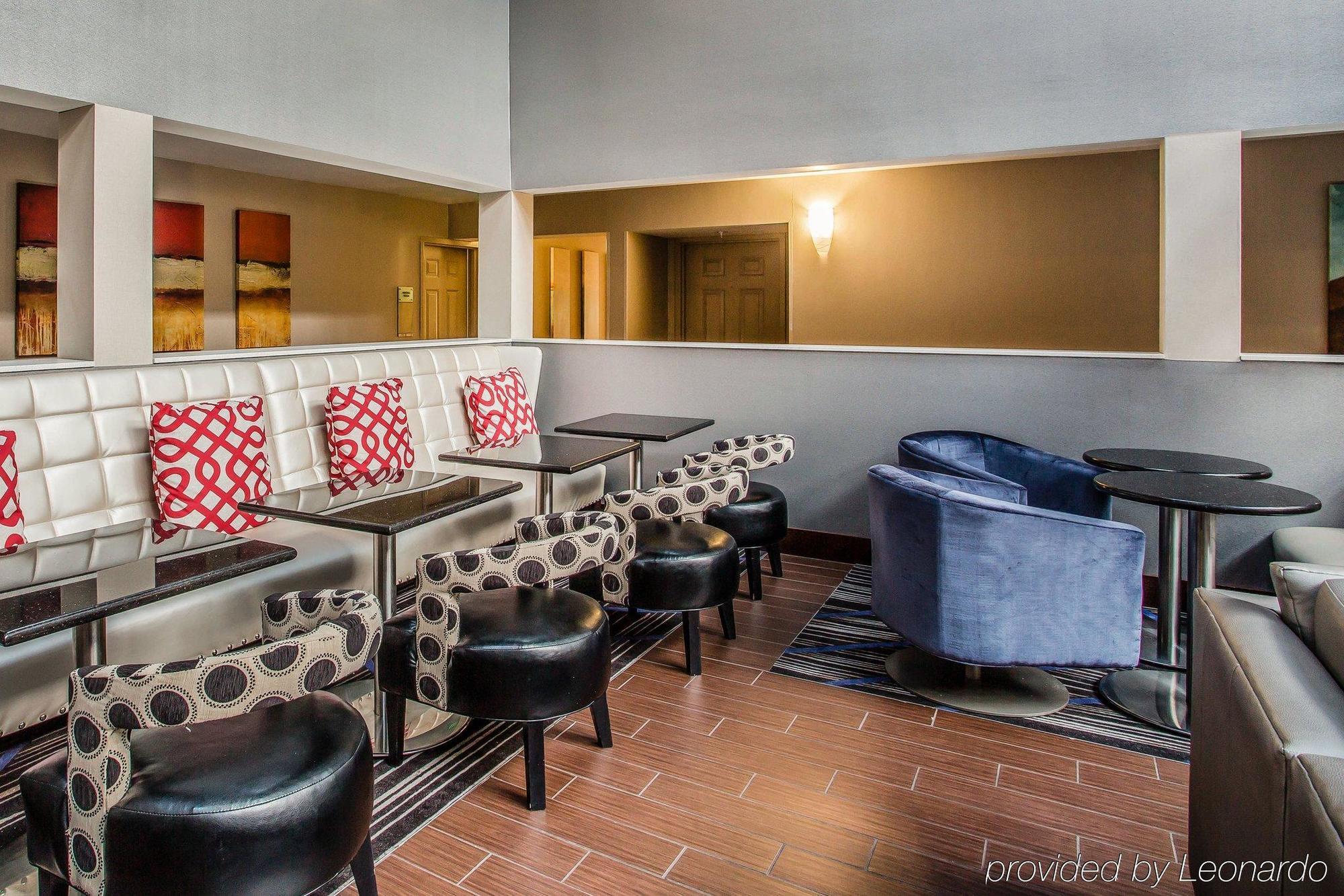 Quality Suites Nashville Airport Exteriör bild