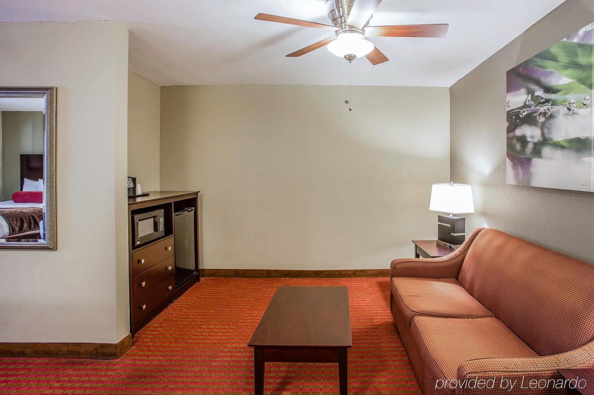 Quality Suites Nashville Airport Exteriör bild