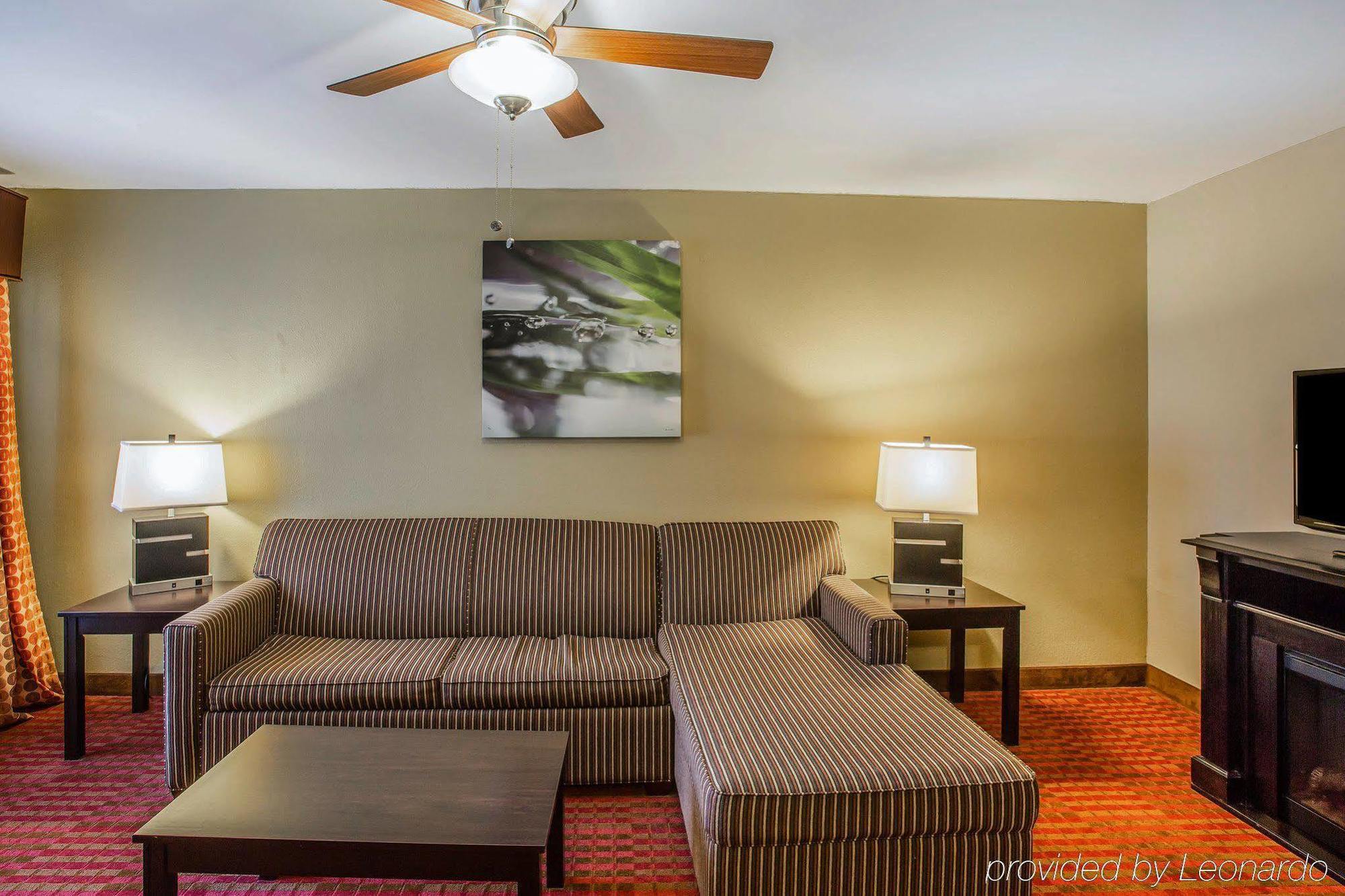 Quality Suites Nashville Airport Exteriör bild